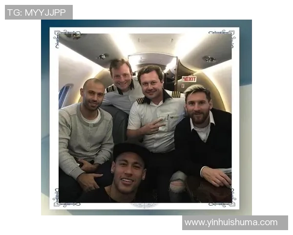 足球明星乘坐私人飞机失踪引发全球关注与担忧的最新消息