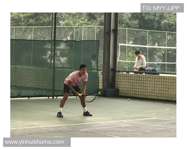 成都网球队在全国锦标赛积分榜上以83分稳居第一名,表现出色引人瞩目