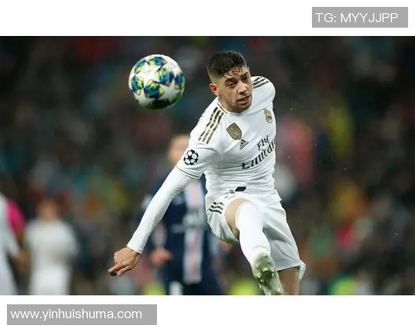 足球明星极限挑战射门技巧视频精彩瞬间回顾与分析 足球明星极限挑战射门技巧视频精彩瞬间回顾与分析